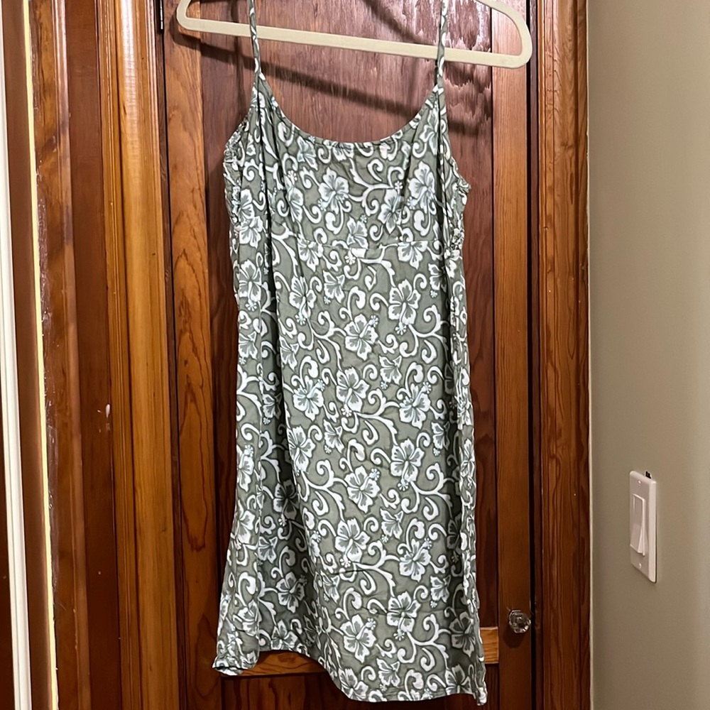 Green hibiscus flower sun dress
